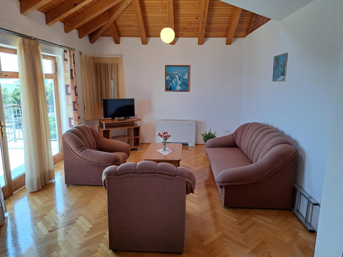 Apartment With Splendid Sea View Trogir Exterior photo